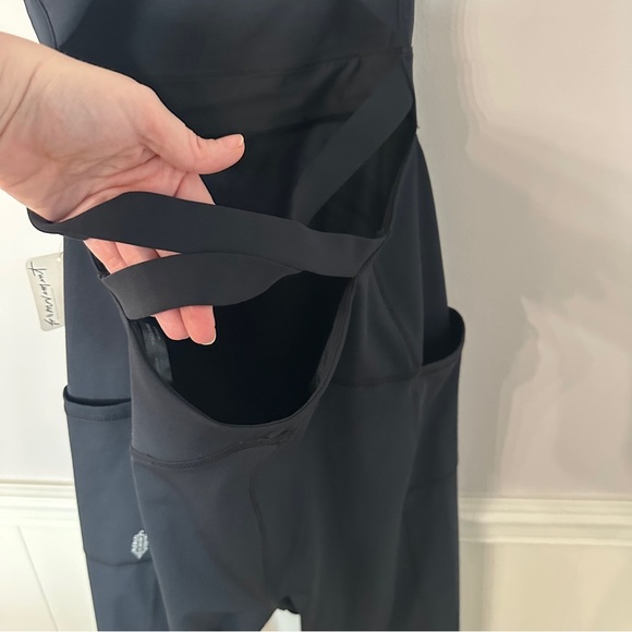 FP Movement by Free People My High Onesie Women’s Black Performance Sz XL NWT - Picture 6 of 11